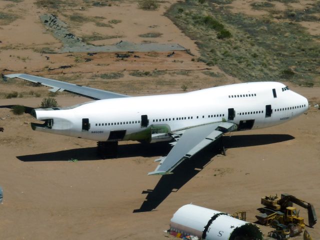 BOEING 747SP (N4508H) - Apr. 19, 2009 - Cannibalized of all useful parts, this 747SP is not long for this world.