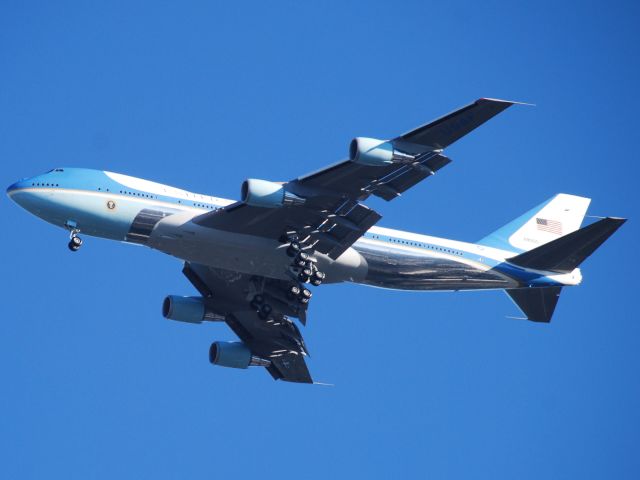 Boeing 747-200 (N29000) - Air Force One with President Trump landing at Greenville-Spartanburg!