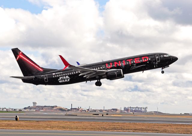 Boeing 737-800 (N36272) - Star Wars Special Liverybr /May the "Borse" Be With You !