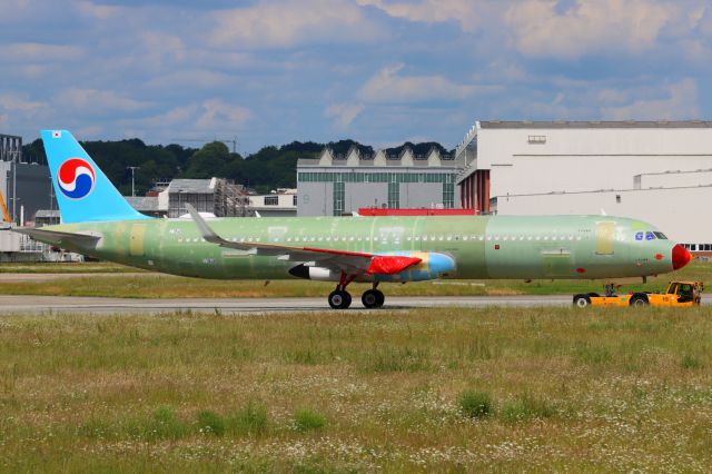 Airbus A321neo (HL8559)