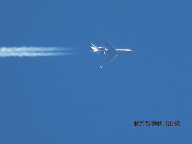 Bombardier Global Express (N679BP)