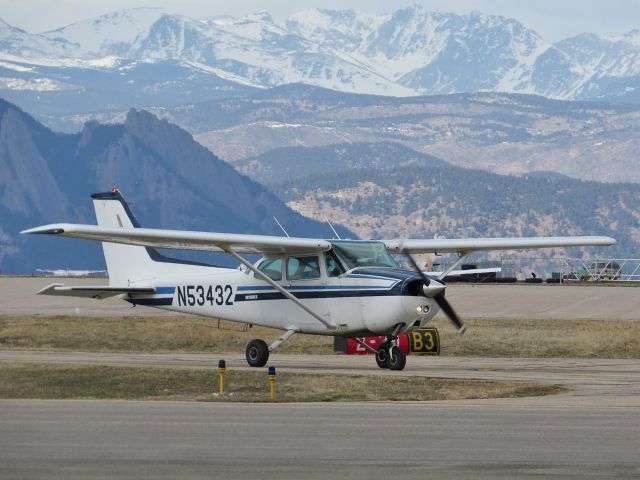 Cessna Skyhawk (N53432)