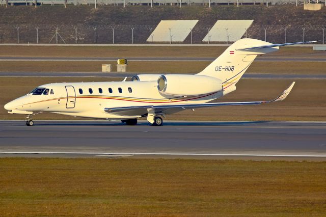 Cessna Citation X (OE-HUB)