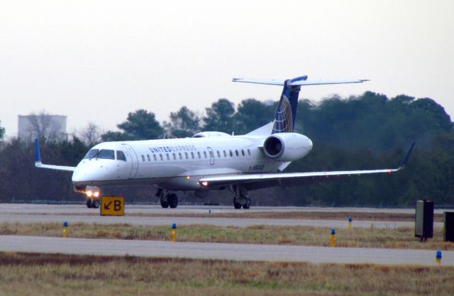 Embraer EMB-145XR (N14143)