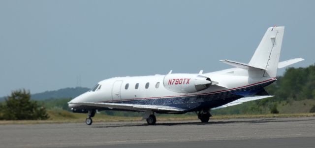 Cessna Citation Excel/XLS (N790TX) - Taxiing to parking is this 2008 Cessna 560XL Citation in the Spring of 2023.