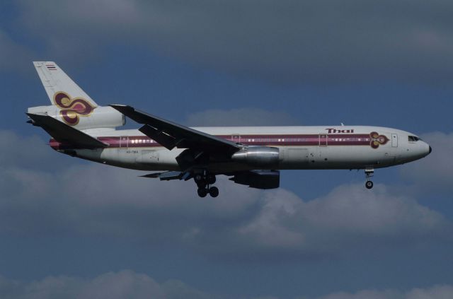 McDonnell Douglas DC-10 (HS-TMA) - Final Approach to Narita Intl Airport Rwy16 on 1991/04/29