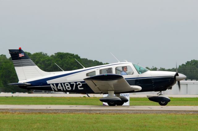 Piper Cherokee Arrow (N41872) - 2013 Sun n Fun Parade of Planes