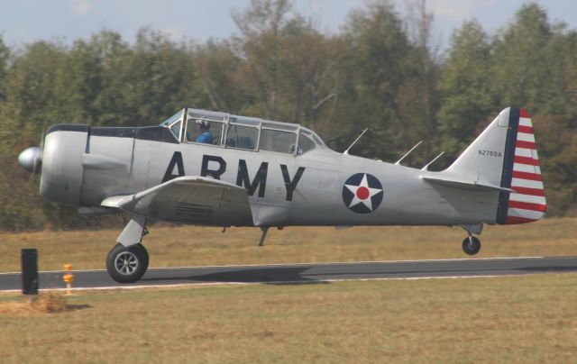 North American T-6 Texan (N2760A)