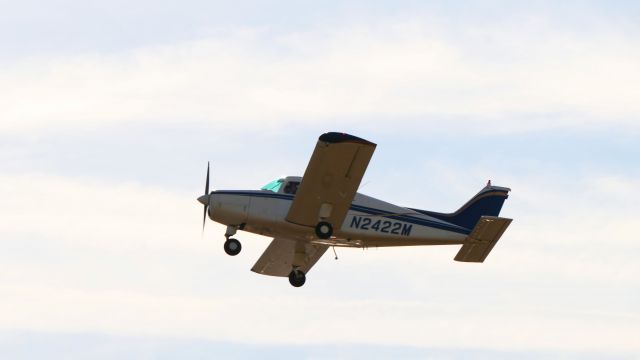 Beechcraft Sundowner (N2422M)