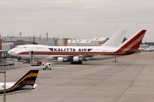 BOEING 747-100 (N712CK)