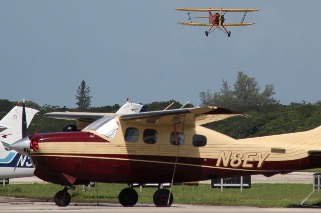 Cessna P210 Pressurized Centurion (N8EY)