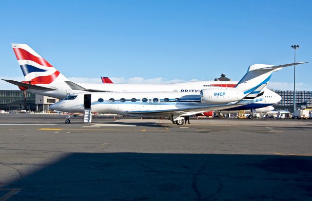 Gulfstream Aerospace Gulfstream G650 (N4CP) - overflow parking in North Cargo