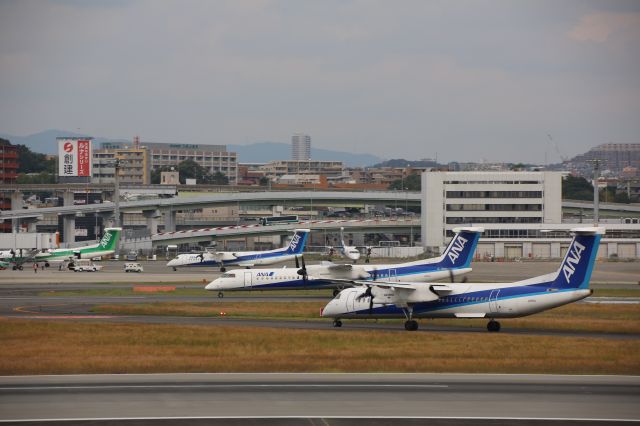 de Havilland Dash 8-400 (JA853A)