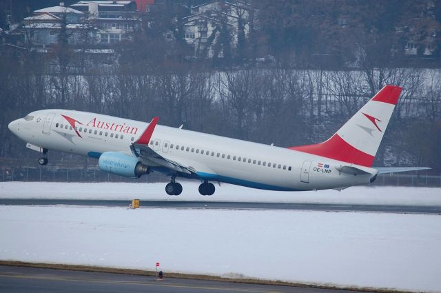 Boeing 737-800 (OE-LNS)
