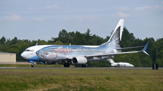 Boeing 737-800 (N559AS) - Salmon-Thirty-Salmon II / ASA9802 begins its take-off roll on Rwy 34L for a flight to KSEA on 7/1/16. (ln 2026 / cn 35178). The aircraft was at ATS for maintenance.