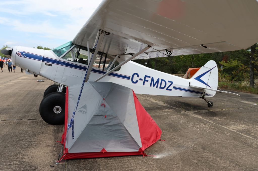 Piper L-21 Super Cub (C-FMDZ) - C-FMDZ Piper Super Cub PA-18 150 RVA à CSQ4 Aéroport de Casey QC. le 02-09-2023 à 11:30