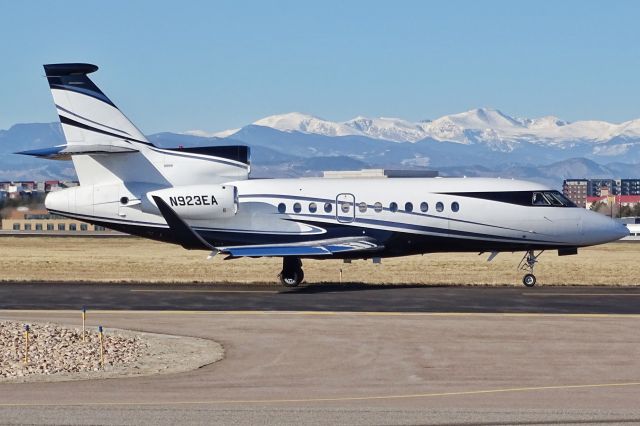 Dassault Falcon 900 (N923EA)