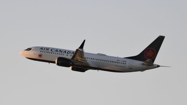 Boeing 737 MAX 8 (C-GEHQ) - Departing LAX on 25R