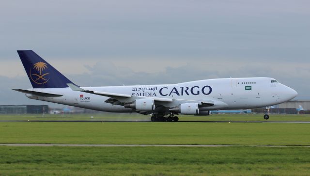 BOEING 777-200LR (TC-ACG)