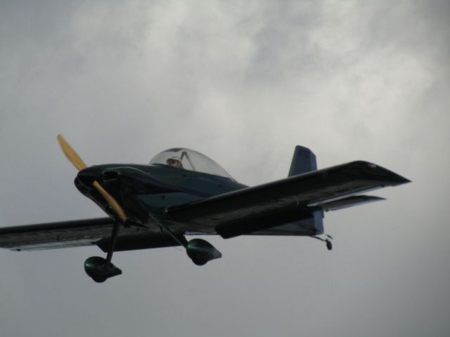 Vans RV-7 (N724RV) - Landing RWY 24