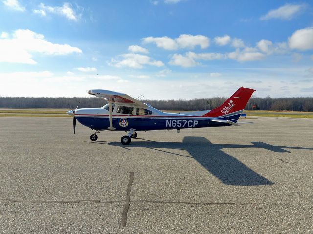 Cessna Skylane (N657CP)