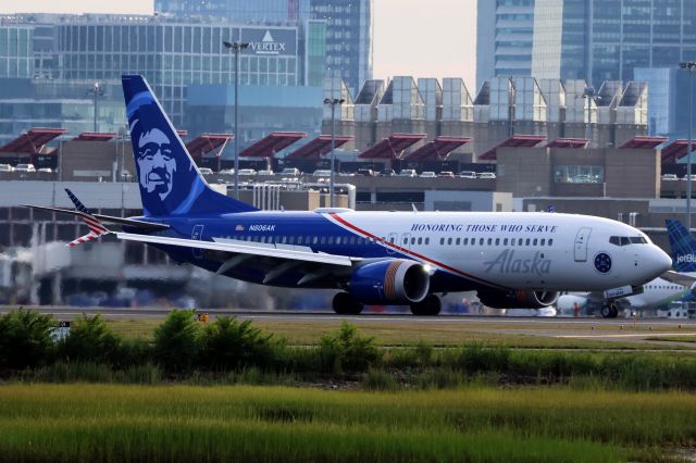 Boeing 737 MAX 8 (N806AK)