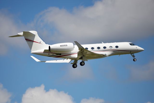 Gulfstream Aerospace Gulfstream G500 (N552GS) - Gulfstream G-VII demonstrator arriving IND 5-R on 07-13-20. First pic of this tail # on the data-base.