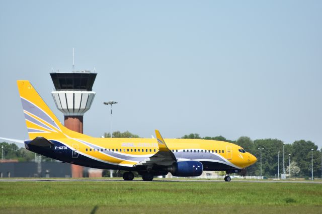 Boeing 737-700 (F-GZTS) - Dimanche 06 mai décollage pour Fuerteventura piste 08