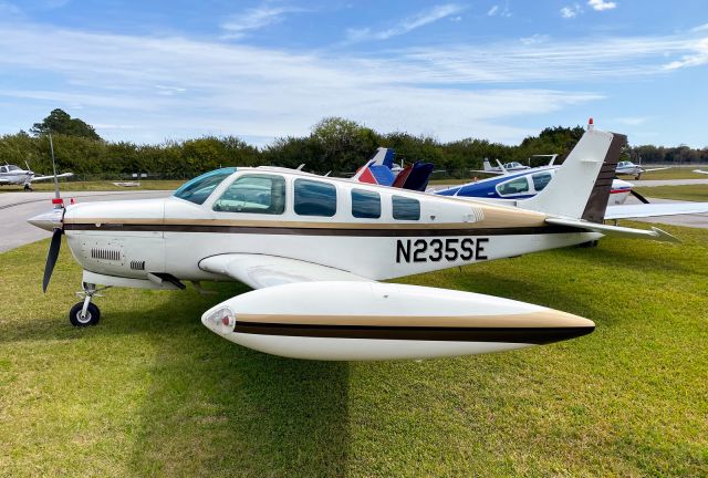 Beechcraft Bonanza (36) (N235SE)