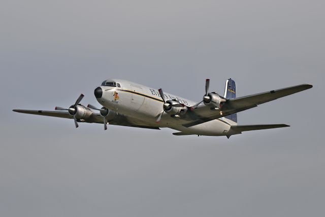 Douglas DC-6 (N7780B)