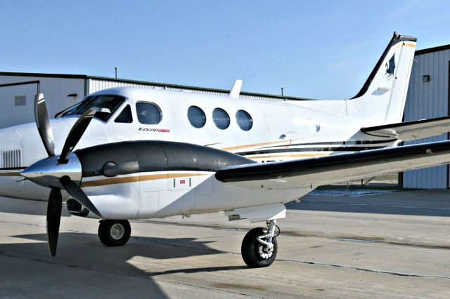 Beechcraft King Air 90 (N524CV)