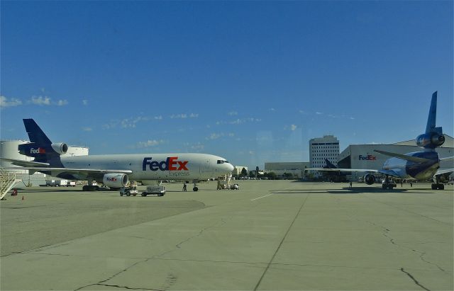 McDonnell Douglas DC-10 (N370FE)