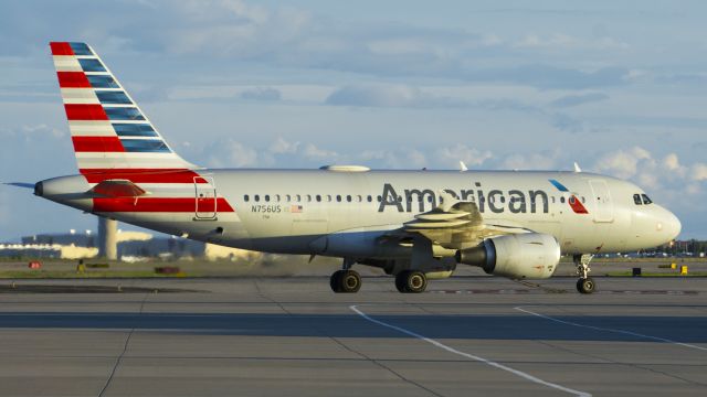 Airbus A319 (N756US)