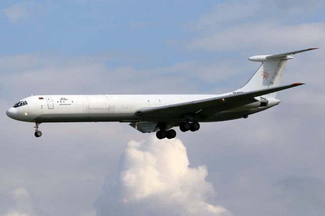 Ilyushin Il-62 (EW-450TR)