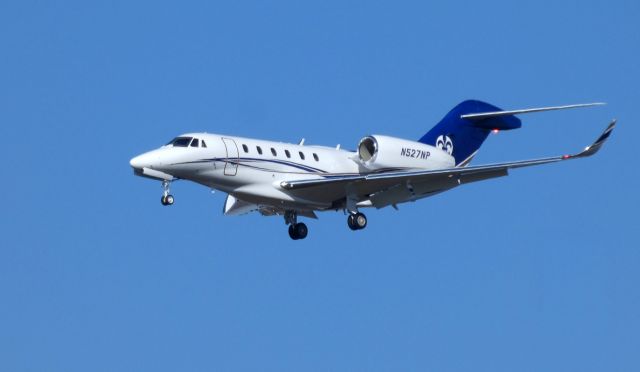 Cessna Citation X (N527NP) - On final is this 2004 Cessna Citation 750 in the Autumn of 2019.