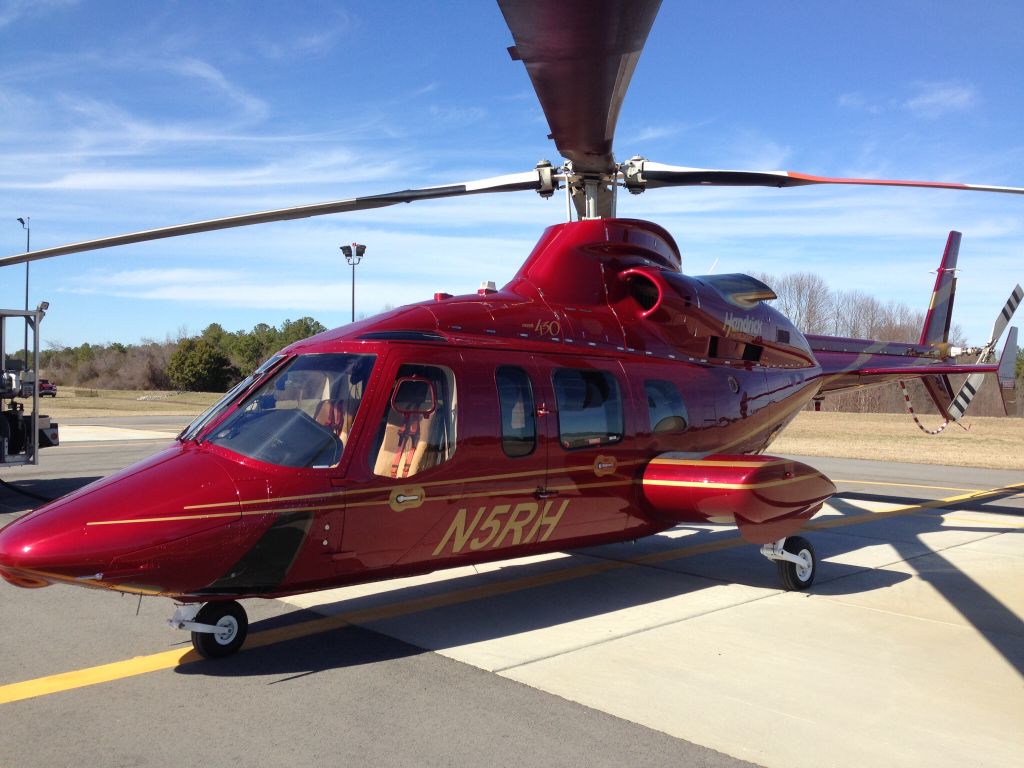 N5RH — - Helicopter Landed for Fuel 