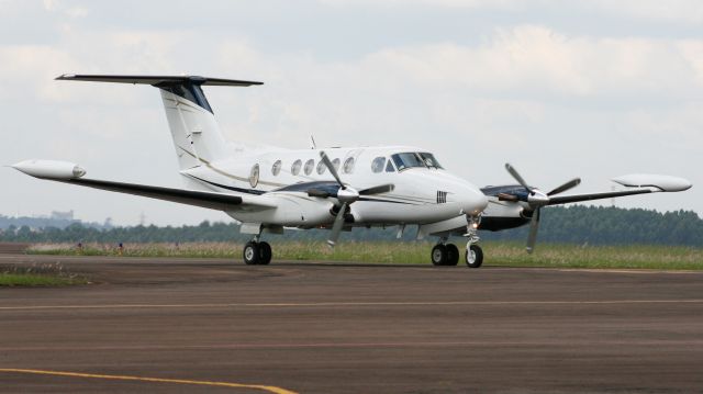 Beechcraft Super King Air 200 (PR-KEM)