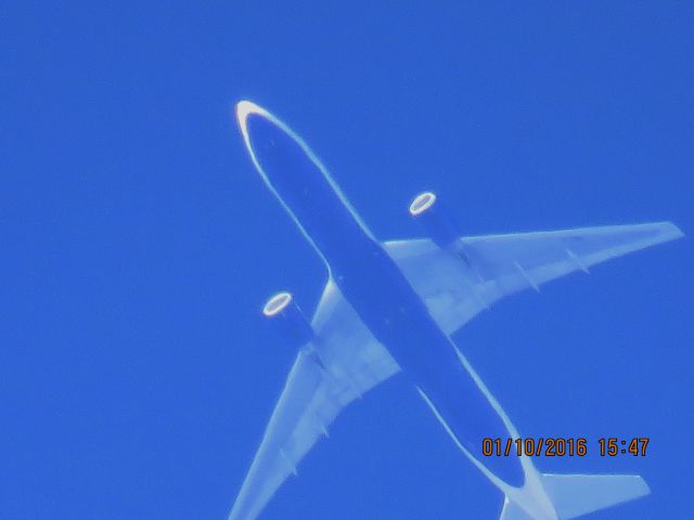 Boeing 777-200 (G-YMMH)
