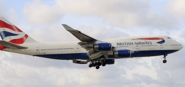 Boeing 747-400 (G-BNLN)