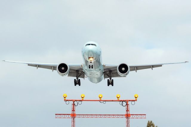 BOEING 777-300ER (C-FIVS) - FULL QUALITY: a rel=nofollow href=http://www.airliners.net/photo/2529809/L/http://www.airliners.net/photo/2529809/L//abr /FACEBOOK: a rel=nofollow href=http://www.facebook.com/northamericaaviationspottershqhttps://www.facebook.com/northamericaaviationspottershq/a