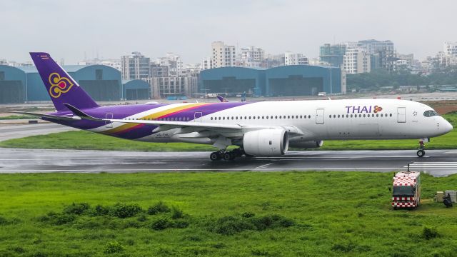 Airbus A350-900 (HS-THL)