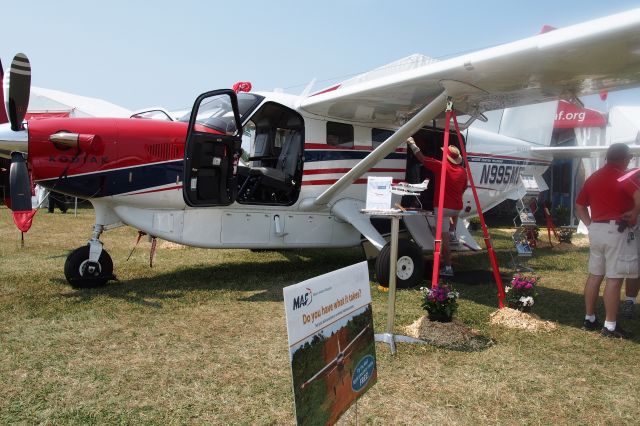 Cessna Caravan (N995MF)