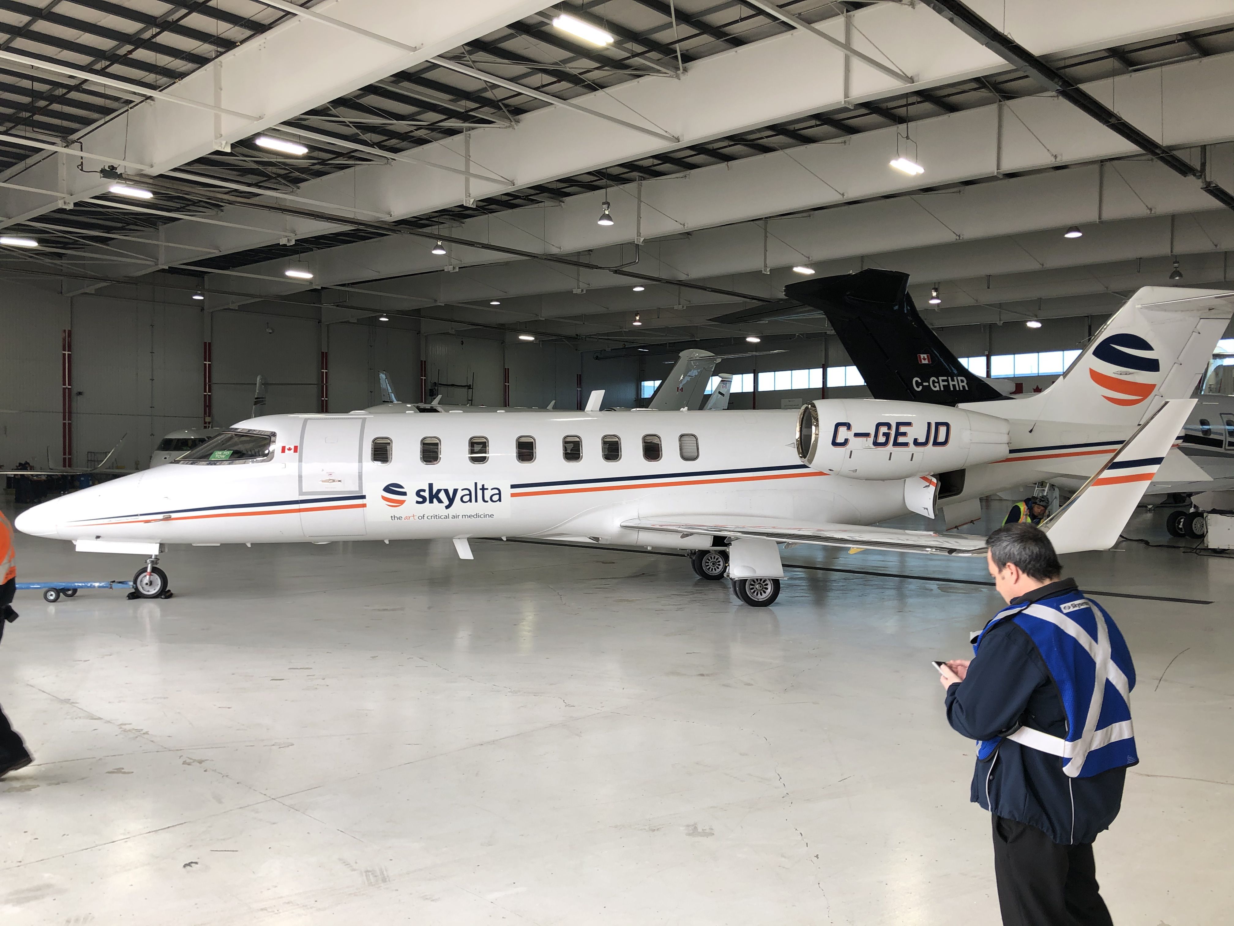 Learjet 45 (C-GEJD) - ON DISPLAY YYZ AIRPORT