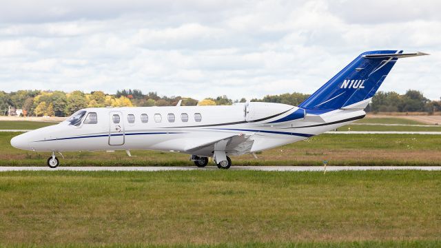Cessna Citation CJ3 (N1UL) - A Resident owner of this Cessna Citation CJ3+ taxi's towards its hangar.
