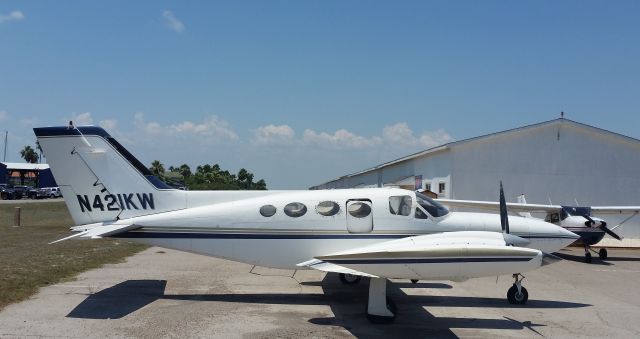 Cessna 421 (N421KW)