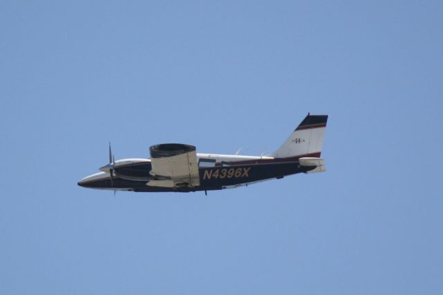 Piper Seneca (N4396X)