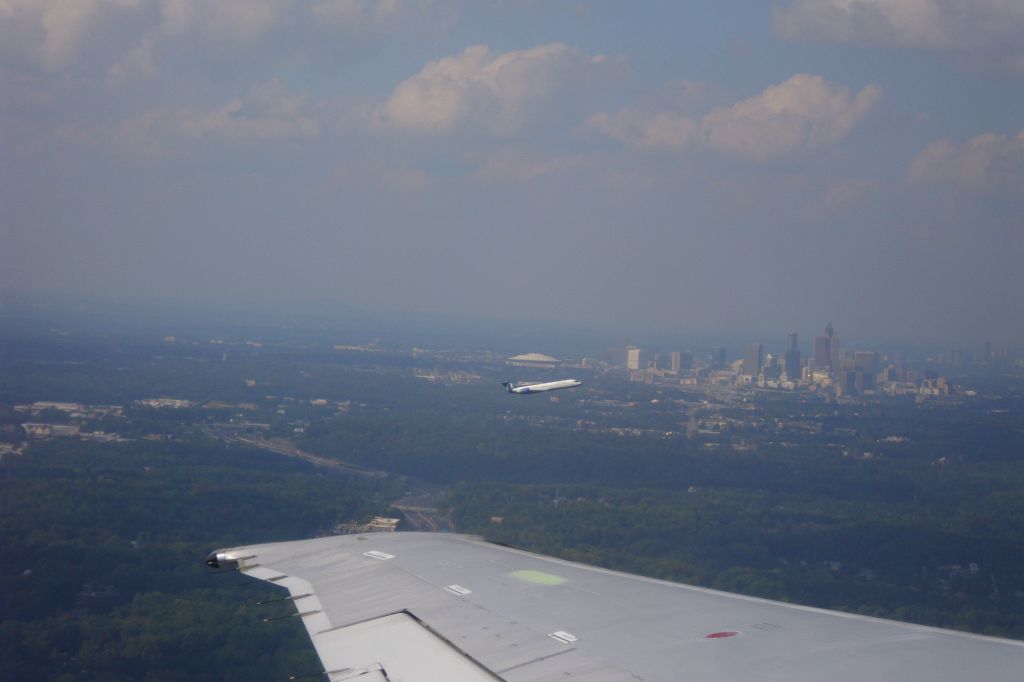 McDonnell Douglas MD-88 — - Atlanta in the background.