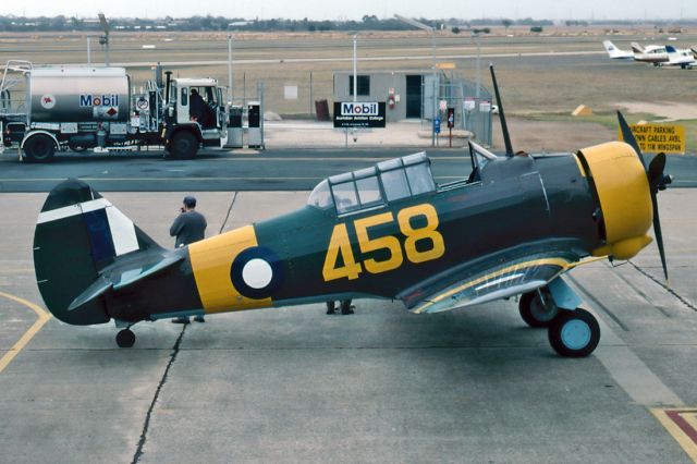 VH-WRX — - COMMONWEALTH CA-16 WIRRAWAY - REG : VH-WRX (CN A20-719 / 1171) - PARAFIELD AIRPORT ADELAIDE SA. AUSTRALIA - YPPF (11/11/1995)