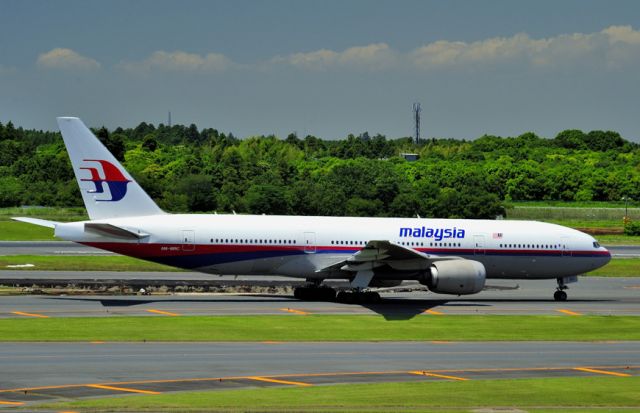 Boeing 777-200 (9M-MRC) - The sister plane of the sad 9M-MRO and NOW 9M-MRD an act of WAR!!!!