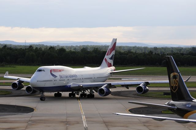 Boeing 747-400 (G-CIVO) - Seen at KIAD on 7/26/2009.